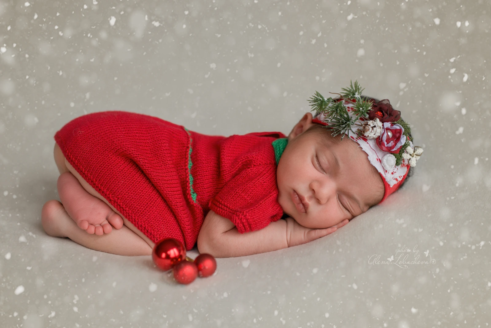 Newborn portrait by Alena Lobacheva in Charlotte, NC